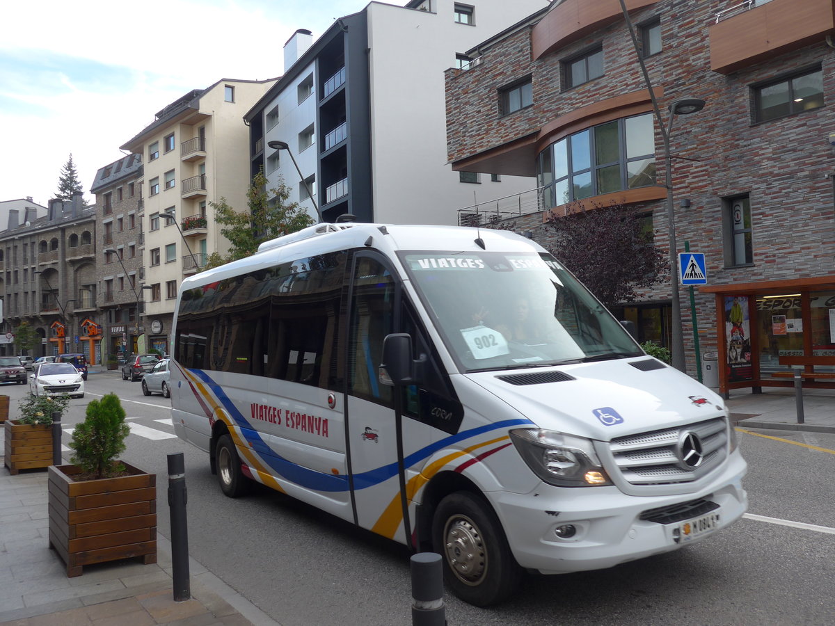(185'578) - Viatges Espanya, Sant Juli� de L�ria - M0841 - Mercedes am 28. September 2017 in La Massana, Les Entrades