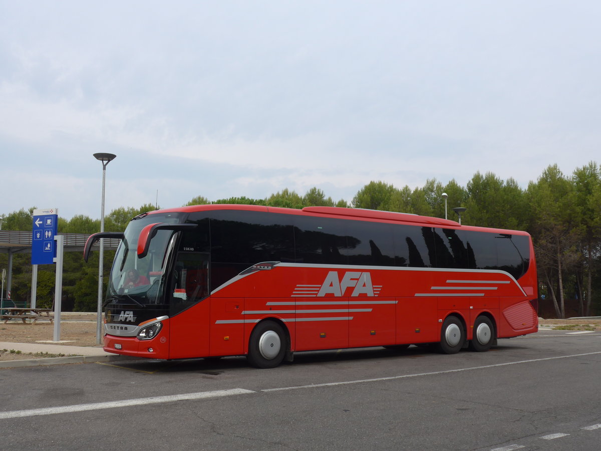 (185'717) - Aus der Schweiz: AFA Adelboden - Nr. 16/BE 21'181 - Setra am 30. September 2017 in B�ziers, Rastst�tte Montblanc