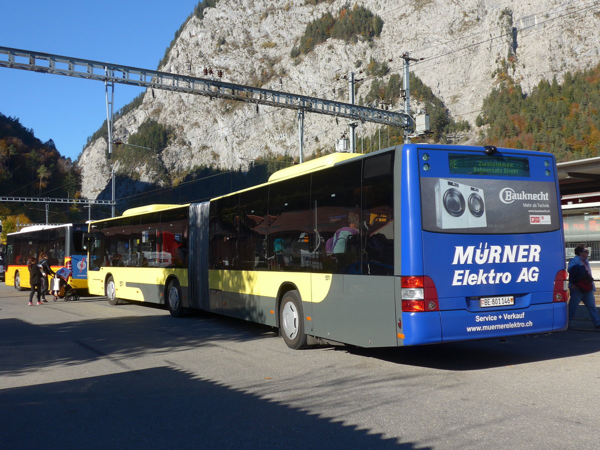 (185'870) - STI Thun - Nr. 146/BE 801'146 - MAN am 16. Oktober 2017 beim Bahnhof Wimmis