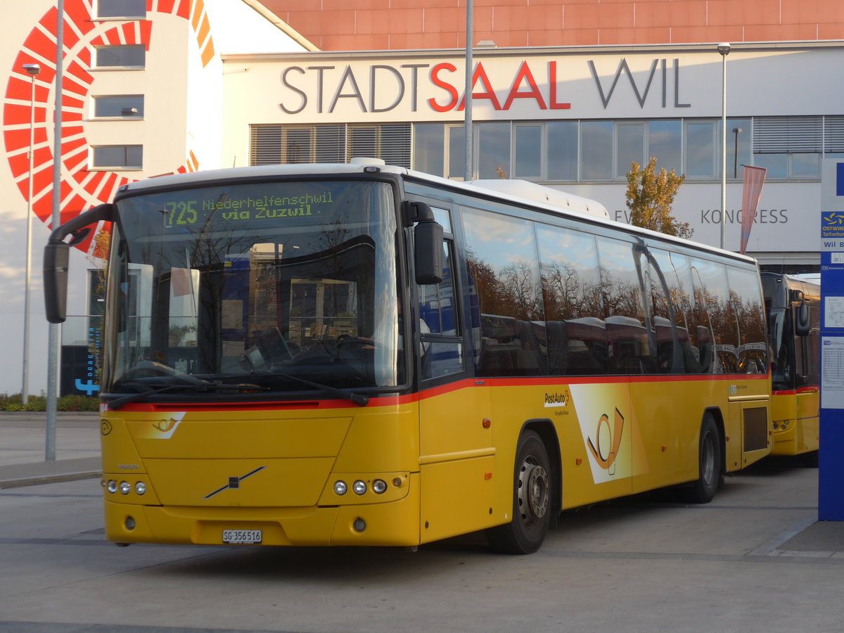 (185'910) - Schmidt, Oberb�ren - SG 356'516 - Volvo (ex PostAuto Ostschweiz) am 19. Oktober 2017 beim Bahnhof Wil