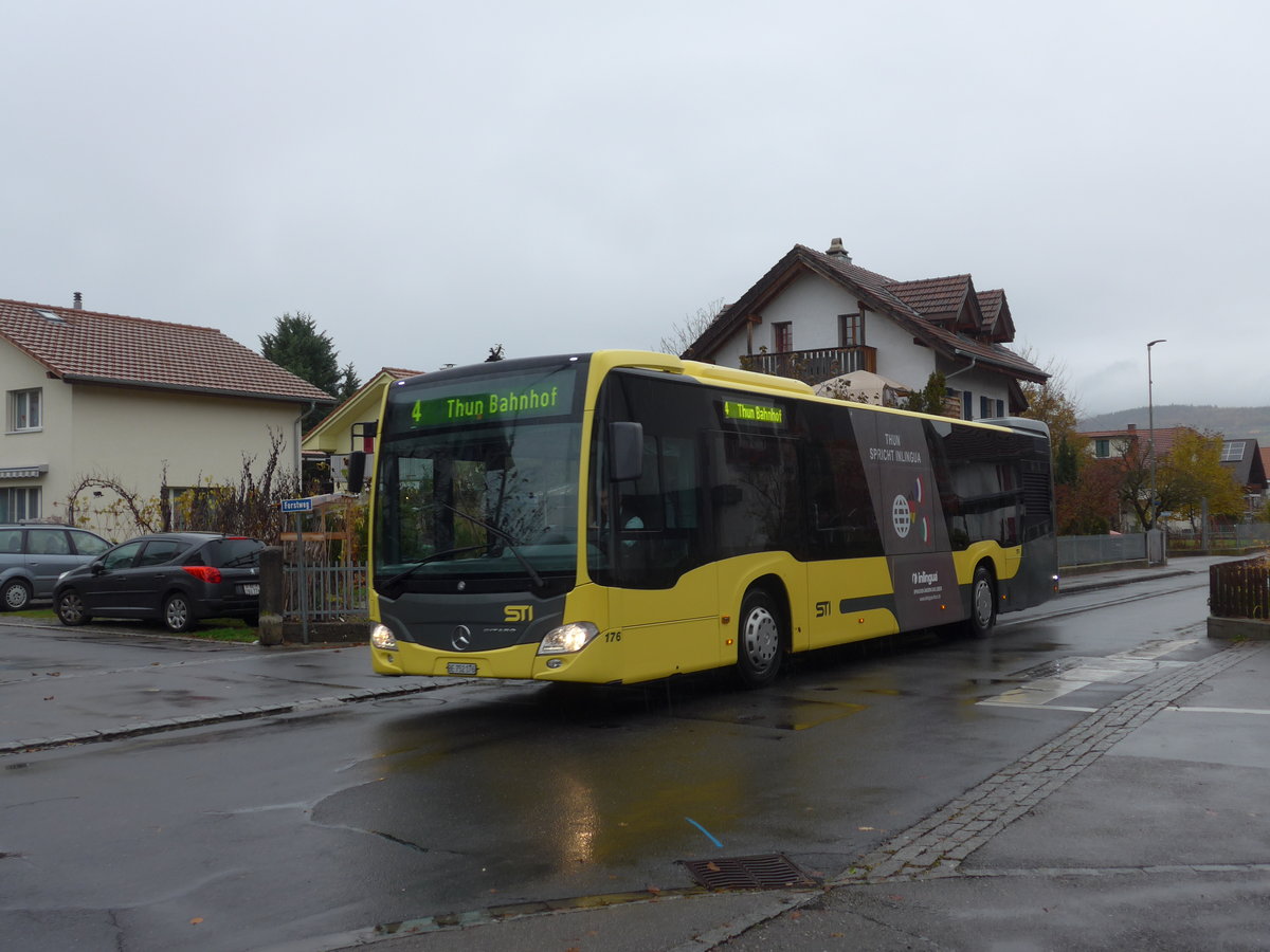 (186'260) - STI Thun - Nr. 176/BE 752'176 - Mercedes am 5. November 2017 in Thun-Lerchenfeld, Forstweg