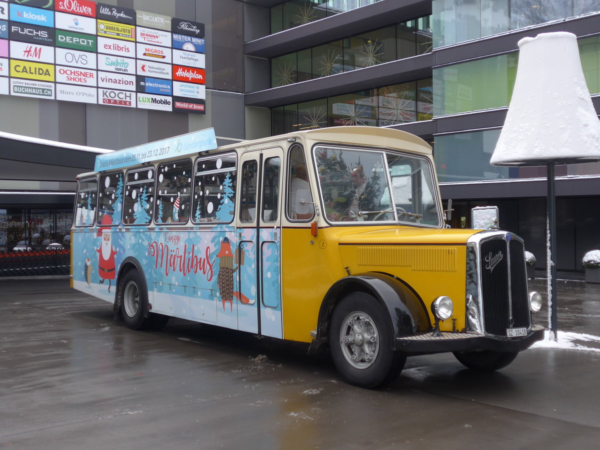 (186'807) - Oldie-Tours Z�risee, Wollerau - Nr. 2/SZ 10'418 - Saurer/R&J (ex Jaggi, Kippel Nr. 4) am 9. Dezember 2017 in Stans, L�nderpark