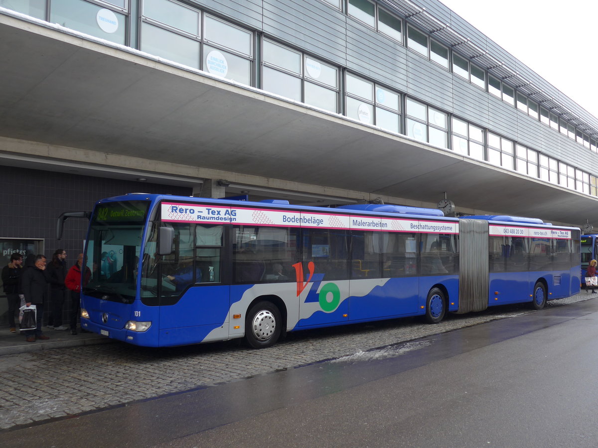 (186'867) - VZO Gr�ningen - Nr. 101/ZH 745'101 - Mercedes am 9. Dezember 2017 beim Bahnhof Uster