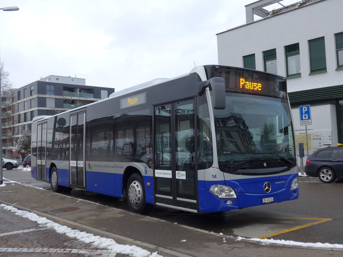 (186'904) - VZO Gr�ningen - Nr. 14/ZH 41'414 - Mercedes am 9. Dezember 2017 beim Bahnhof Wetzikon