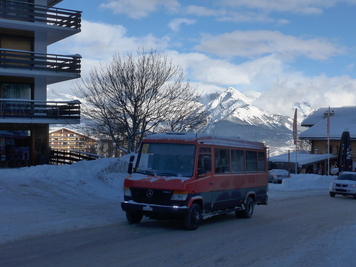 (186'996) - Fournier, Cond�mines - VS 410'875 - Mercedes am 17. Dezember 2017 in Haute-Nendaz, T�l�cabine