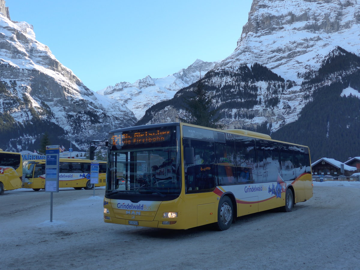 (187'286) - AVG Grindelwald - Nr. 14/BE 202'568 - MAN/G�ppel am 24. Dezember 2017 beim Bahnhof Grindelwald