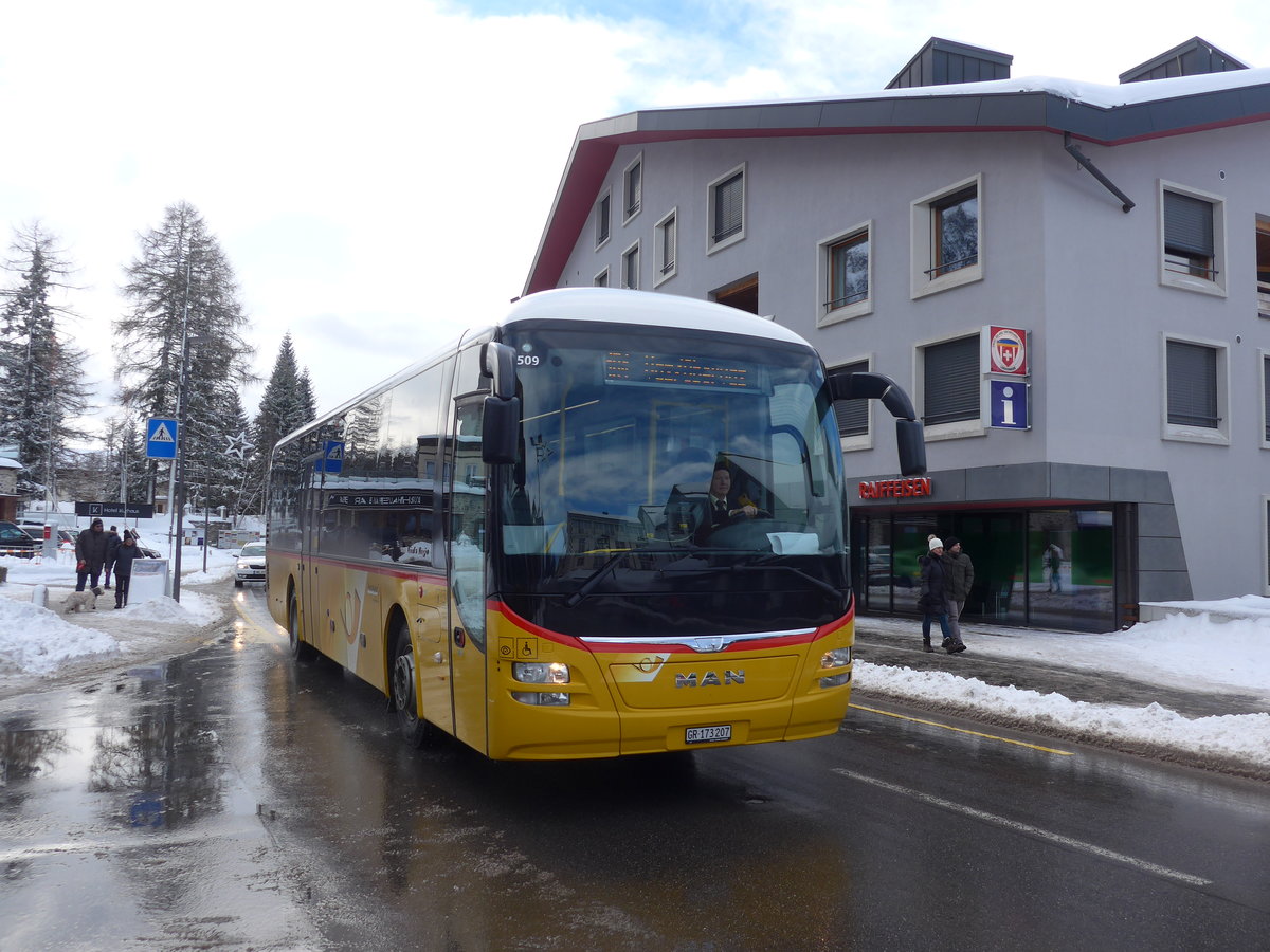 (187'552) - PostAuto Graub�nden - GR 173'207 - MAN am 1. Januar 2018 in Lenzerheide, Post