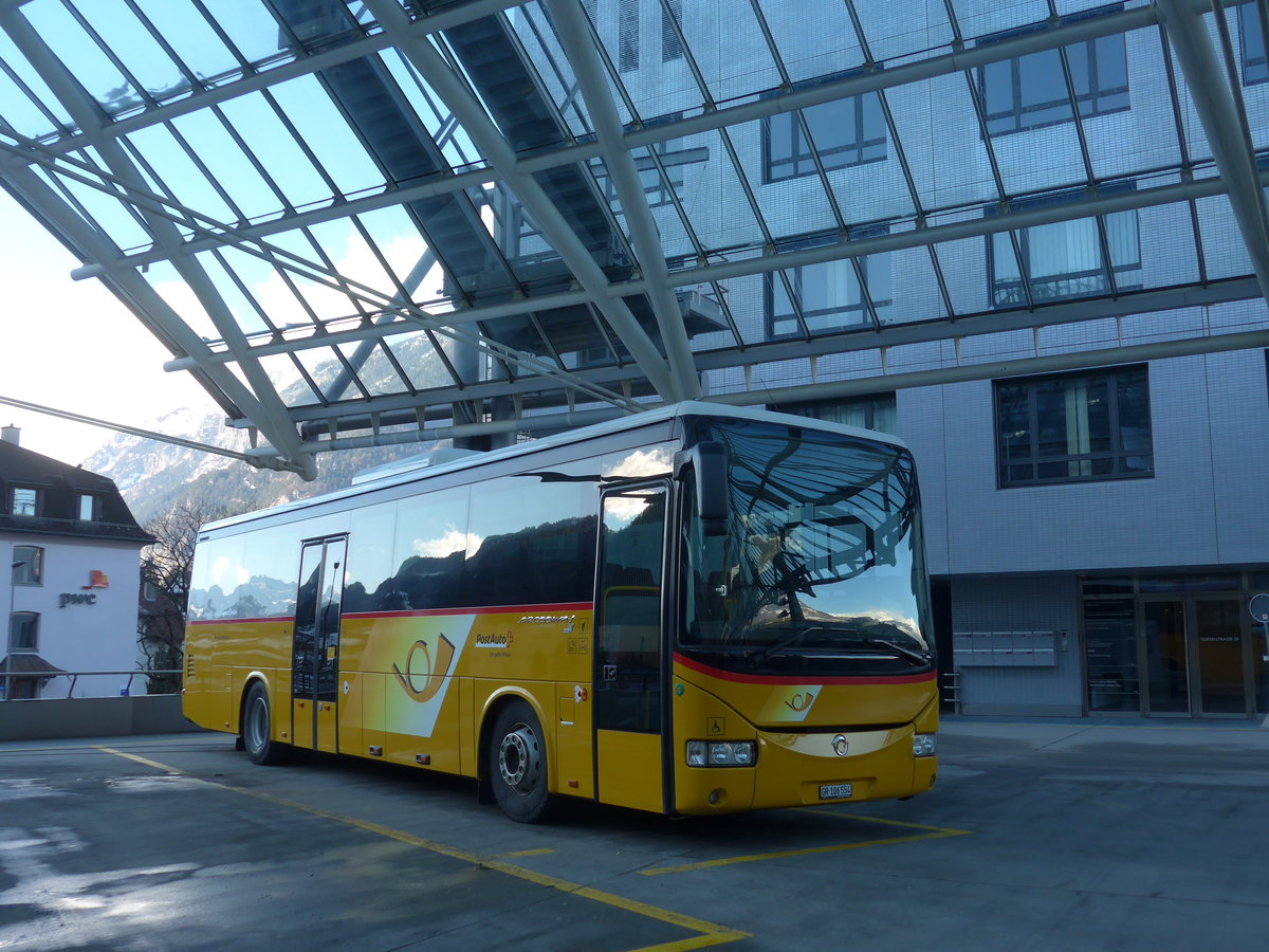 (187'597) - PostAuto Graub�nden - GR 106'554 - Irisbus am 1. Januar 2018 in Chur, Postautostation