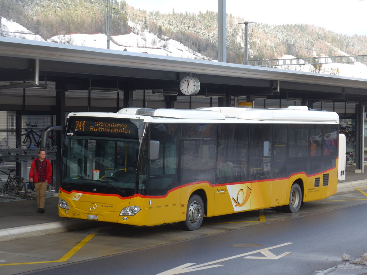 (187'649) - Schnider, Sch�pfheim - LU 15'754 - Mercedes am 2. Januar 2018 beim Bahnhof Sch�pfheim