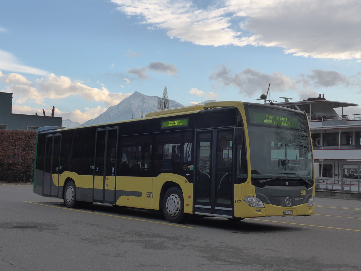(187'889) - STI Thun - Nr. 177/BE 752'177 - Mercedes am 7. Januar 2018 bei der Schiffl�ndte Thun