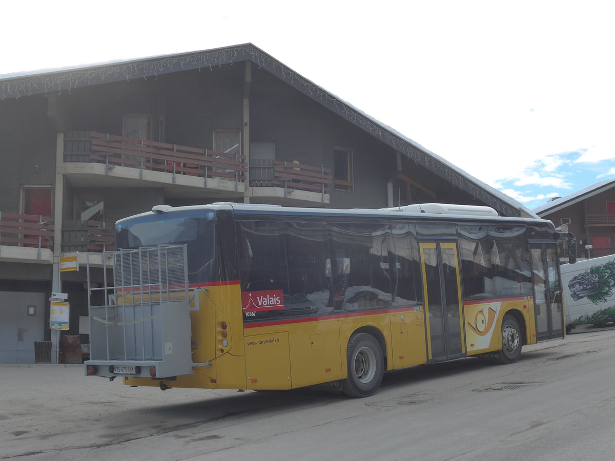 (187'921) - PostAuto Wallis - Nr. 37/VS 471'466 - Volvo am 14. Januar 2018 in Anz�re, Post 