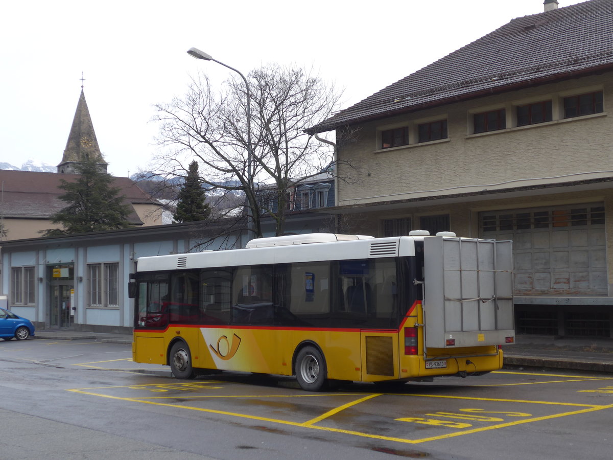 (187'984) - TPC Aigle - VS 93'610 - MAN/G�ppel (ex VD 1174) am 20. Januar 2018 beim Bahnhof St-Maurice