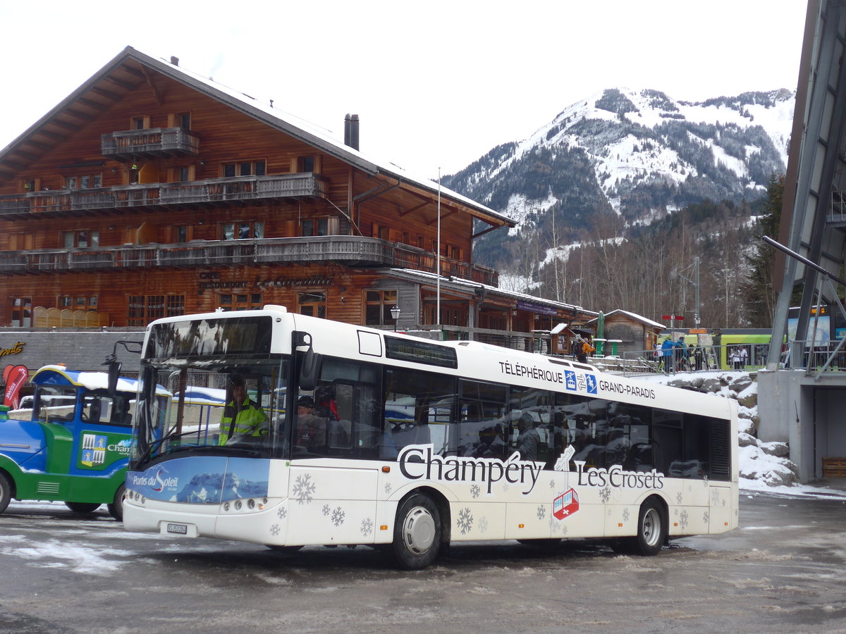 (187'992) - TPC Aigle - Nr. 16/VS 353'284 - Solaris (ex ATE Bus, Effretikon Nr. 45) am 20. Januar 2018 beim Bahnhof Champ�ry