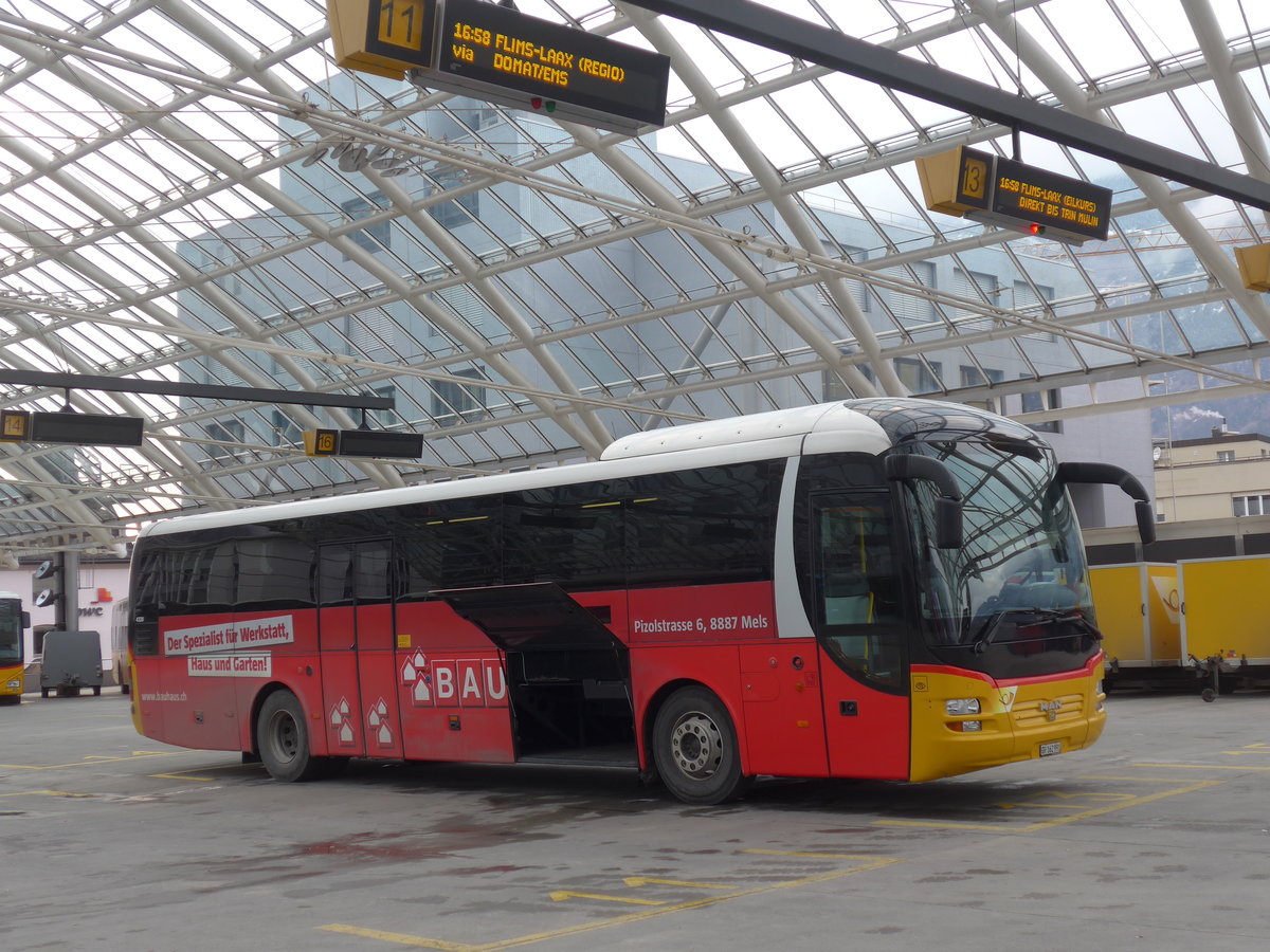 (188'185) - PostAuto Graub�nden - GR 162'991 - MAN am 3. Februar 2018 in Chur, Postautostation