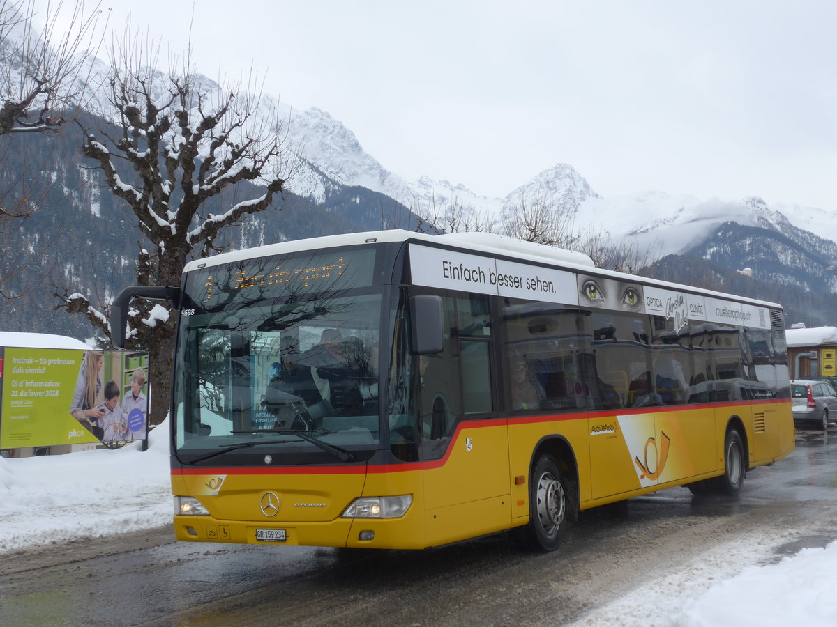 (188'752) - PostAuto Graub�nden - GR 159'234 - Mercedes am 16. Februar 2018 beim Bahnhof Scuol-Tarasp