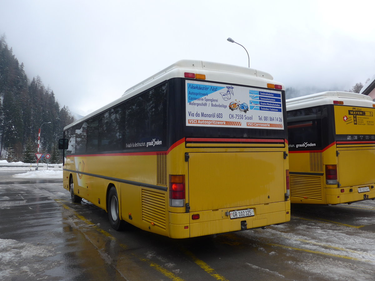 (188'762) - PostsAuto Graub�nden - GR 102'325 - Setra am 16. Februar 2018 in Martina, Cunfin