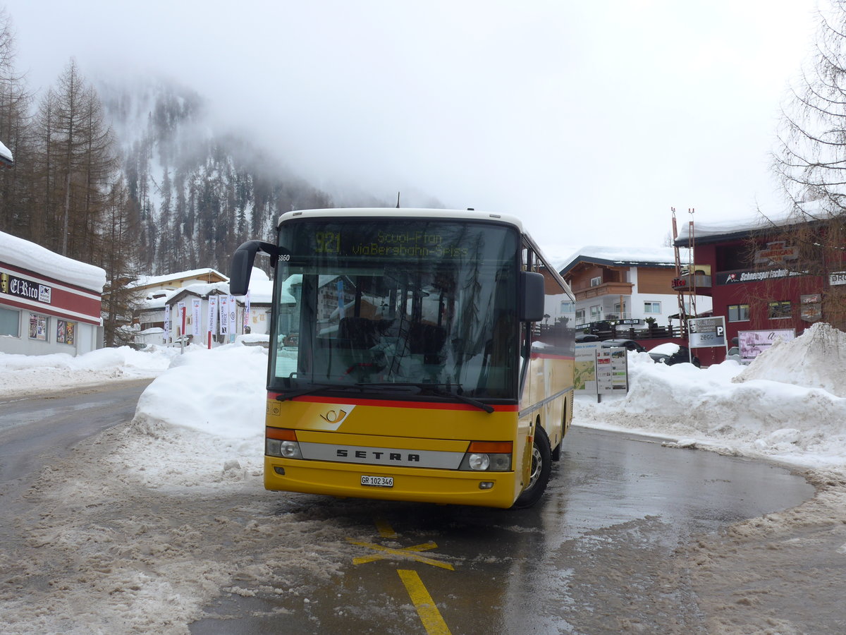 (188'766) - PostAuto Graub�nden - GR 102'346 - Setra am 16. Februar 2018 in Samnaun, Post