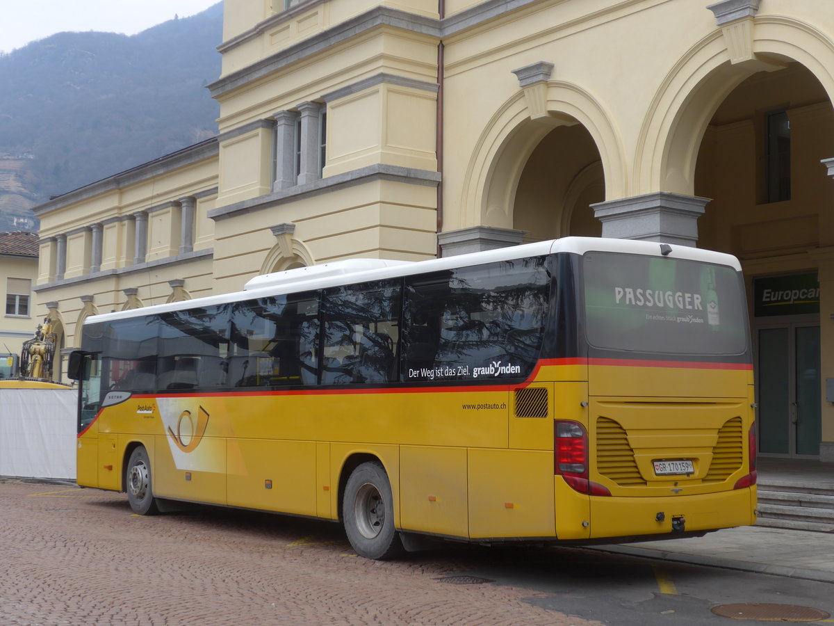 (188'856) - PostAuto Graub�nden - GR 170'159 - Setra am 17. Februar 2018 beim Bahnhof Bellinzona