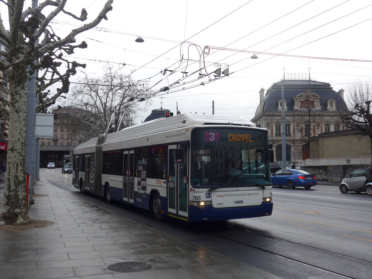 (189'181) - TPG Gen�ve - Nr. 765 - Hess/Hess Gelenktrolleybus am 12. M�rz 2018 in Gen�ve, Place des Vingt-Deux-Cantons