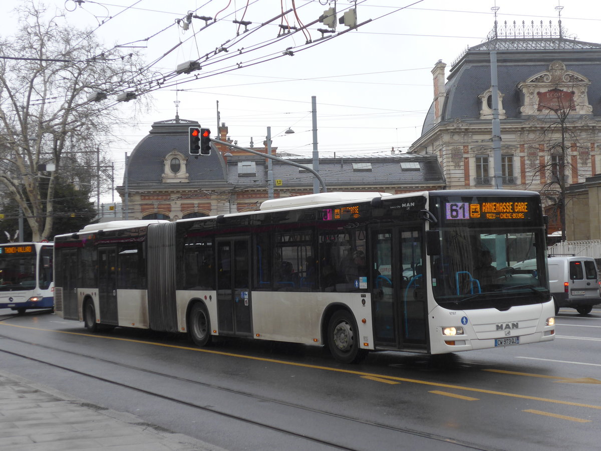 (189'186) - Aus Frankreich: TAC Annemasse - Nr. 1707/CW 973 QJ - MAN (ex Nr. 1933) am 12. M�rz 2018 in Gen�ve, Place des Vingt-Deux-Cantons