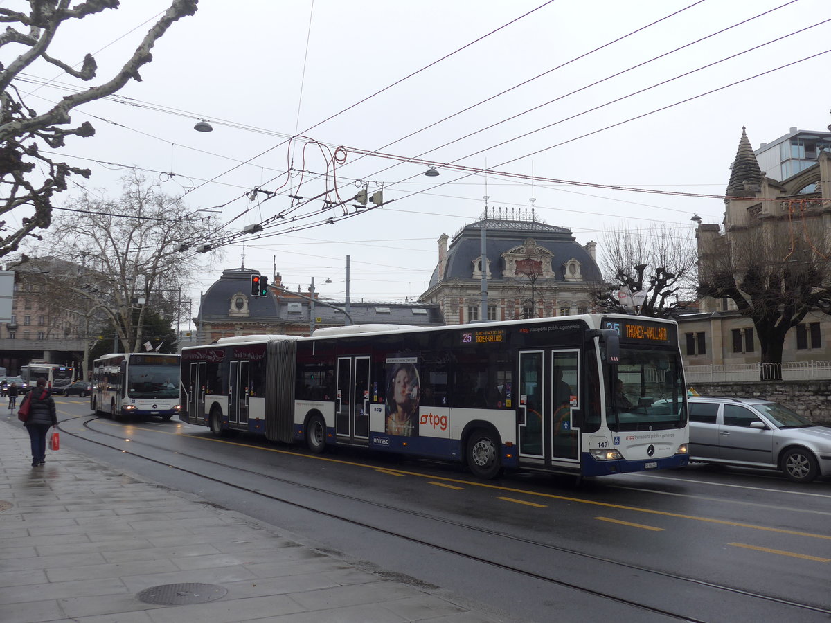 (189'187) - TPG Gen�ve - Nr. 147/GE 960'531 - Mercedes am 12. M�rz 2018 in Gen�ve, Place des Vingt-Deux-Cantons