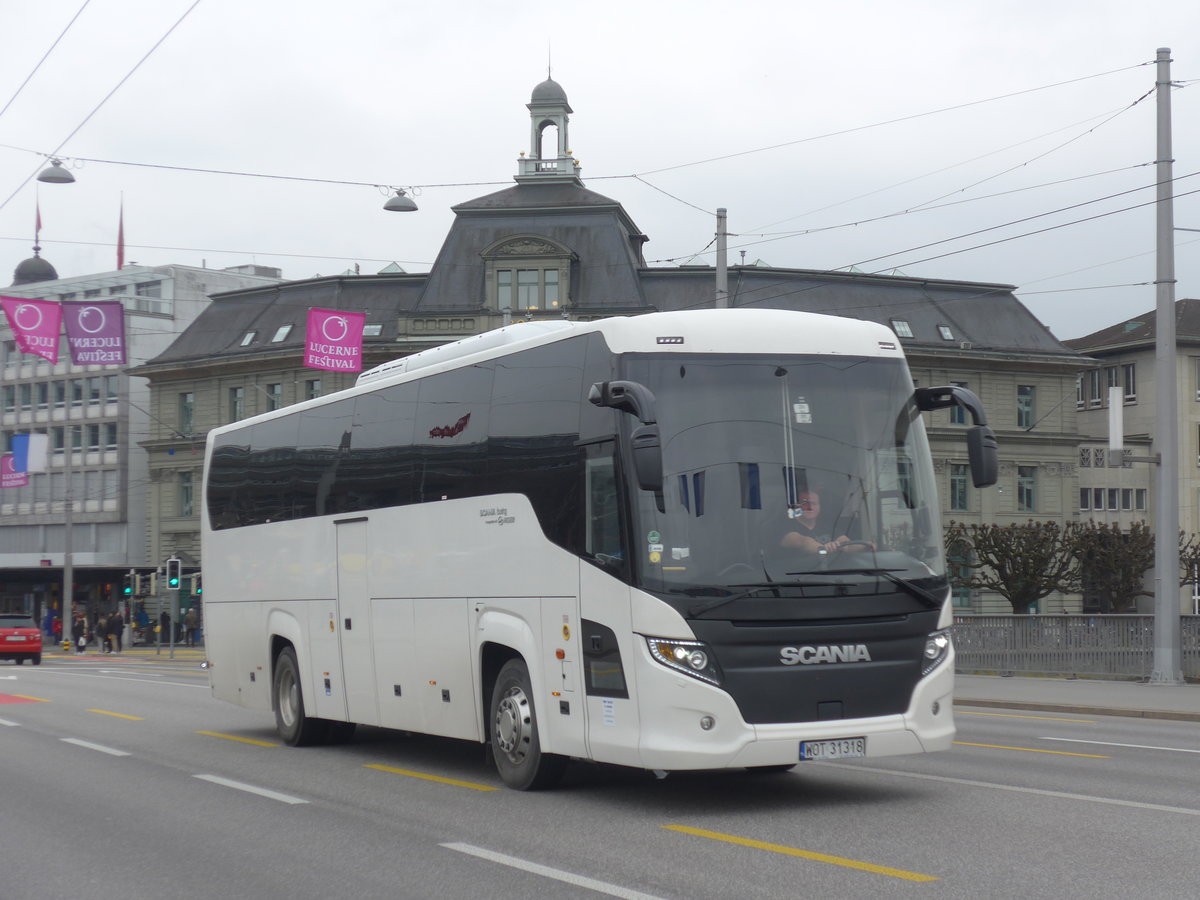 (189'383) - Aus Polen: ??? - WOT 31'318 - Scania/Higer am 17. M�rz 2018 in Luzern, Bahnhofbr�cke