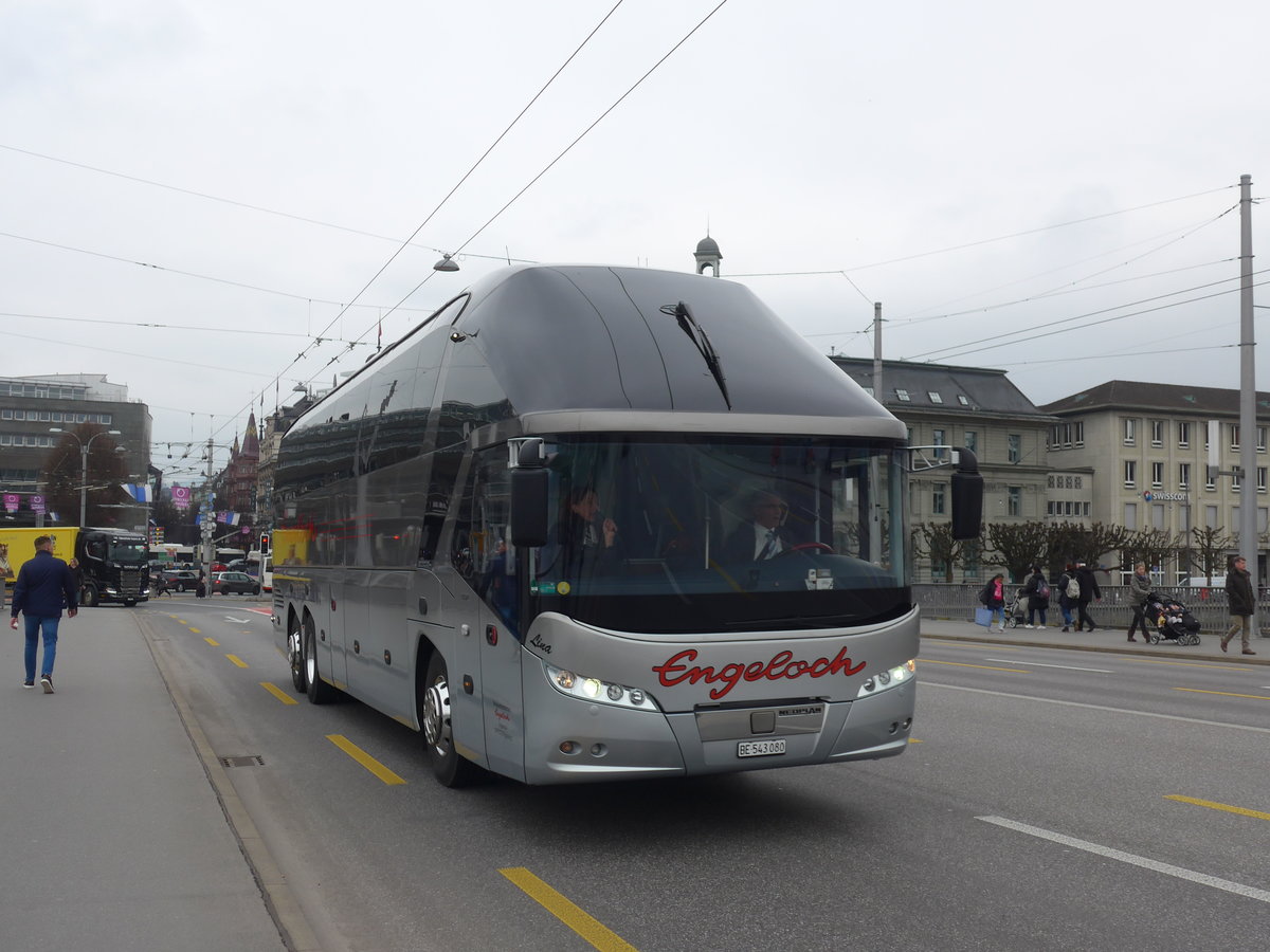 (189'384) - Engeloch, Riggisberg - BE 543'080 - Neoplan am 17. M�rz 2018 in Luzern, Bahnhofbr�cke
