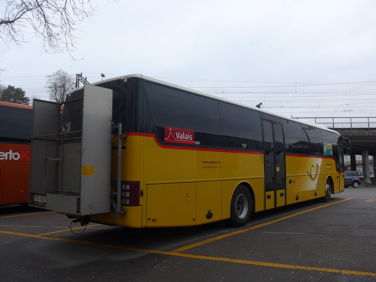 (189'426) - Mabillard, Lens - VS 4922 - Van Hool am 17. M�rz 2018 in Bern, Sch�tzenmatte