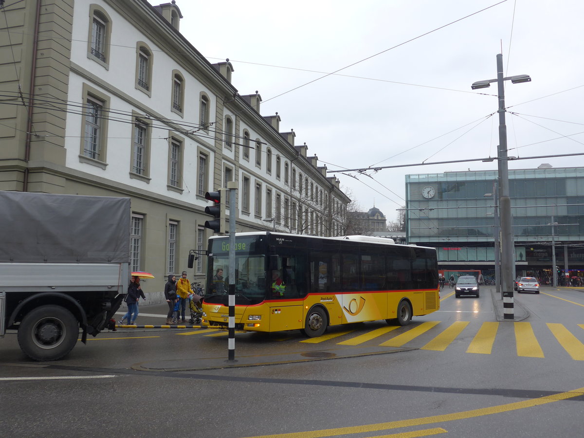 (189'439) - PostAuto Bern - Nr. 216/BE 724'216 - MAN/G�ppel (ex RBS Worblaufen Nr. 216) am 17. M�rz 2018 beim Bahnhof Bern