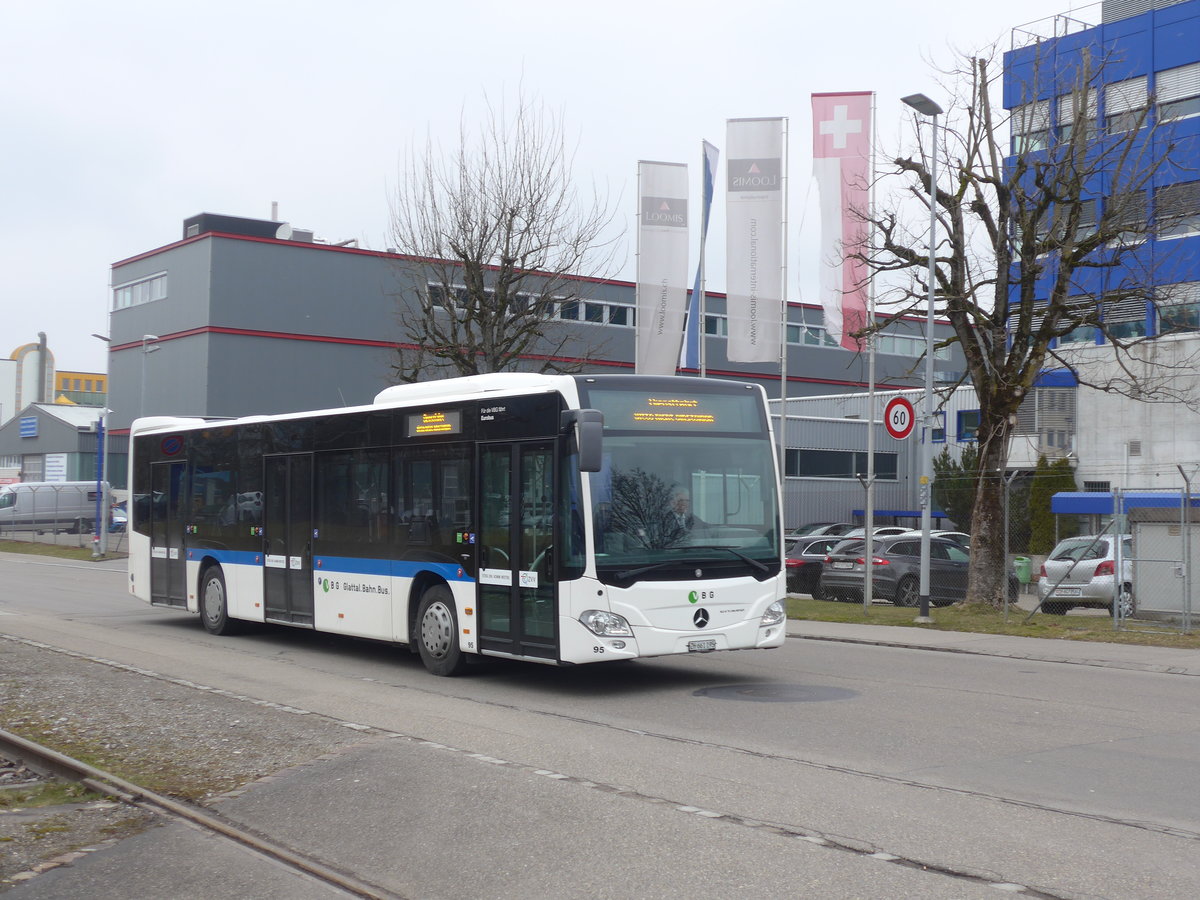 (189'576) - Welti-Furrer, Bassersdorf - Nr. 95/ZH 661'195 - Mercedes am 19. M�rz 2018 in Kloten, Oberfeldstrasse