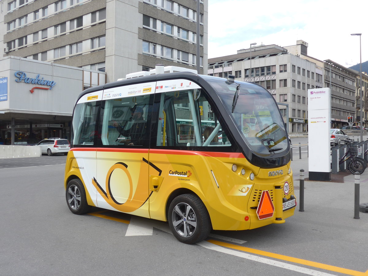 (189'745) - PostAuto Wallis - VS 451'600 - Navya am 30. M�rz 2018 beim Bahnhof Sion