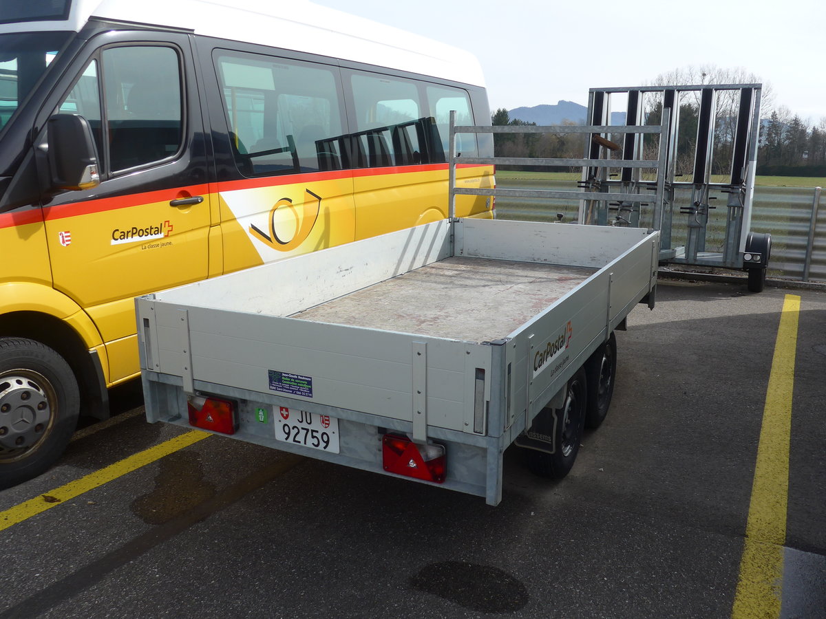 (189'916) - CarPostal Ouest - JU 92'759 - Anssems Gep�ckanh�nger am 2. April 2018 in Develier, Parkplatz