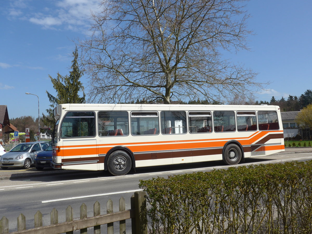 (190'066) - Wegm�ller, M�nsingen - BE 399'675 - FBW/R&J (ex Bamert, Wollerau) am 7. April 2018 in Kernenried, Gasthof L�wen