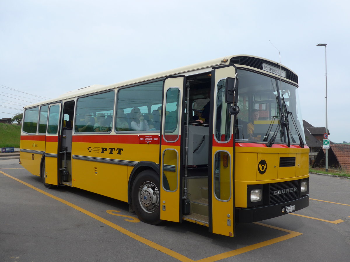 (193'659) - Bernair, M�nsingen - BE 651'182 - Saurer/T�scher (ex Schebath, Lauerz; ex Albin, F�llanden; ex Heim, Flums) am 3. Juni 2018 beim Bahnhof Biglen