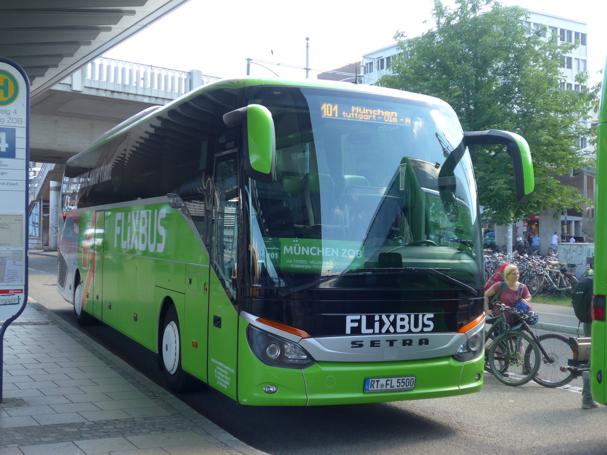 (194'163) - Leibfritz, Sonnenb�hl-Undingen - RT-FL 5500 - Setra am 18. Juni 2018 beim Bahnhof Freiburg