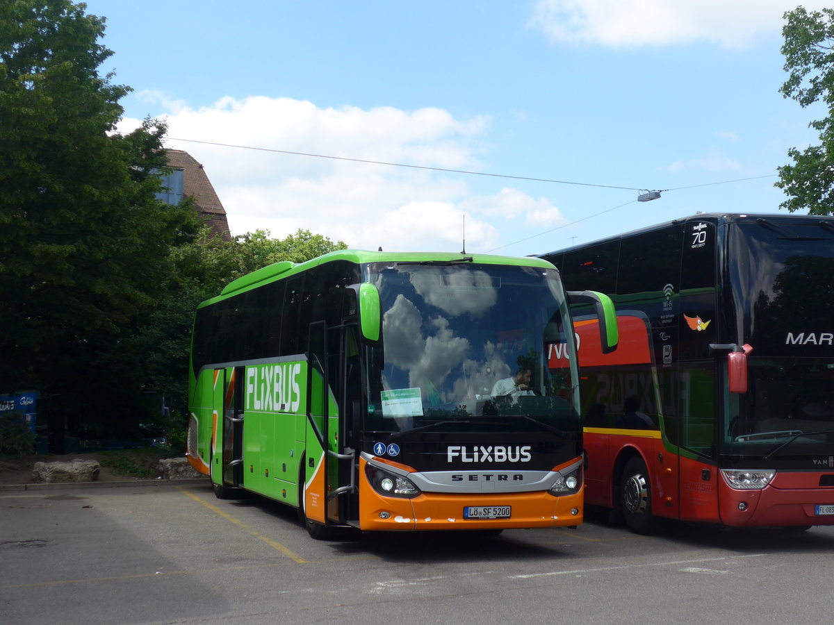 (194'261) - Aus Deutschland: Stiefvater, Binzen - L�-SF 5200 - Setra am 18. Juni 2018 in Z�rich, Sihlquai
