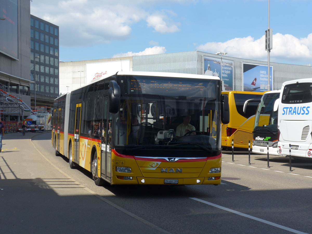 (194'271) - PostAuto Z�rich - ZH 340/ZH 466'199 - MAN am 18. Juni 2018 in Z�rich, Flughafen