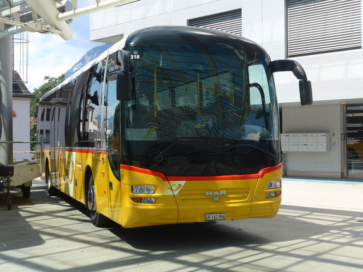 (194'843) - PostAuto Graub�nden - GR 162'986 - MAN am 15. Juli 2018 in Chur, Postautostation