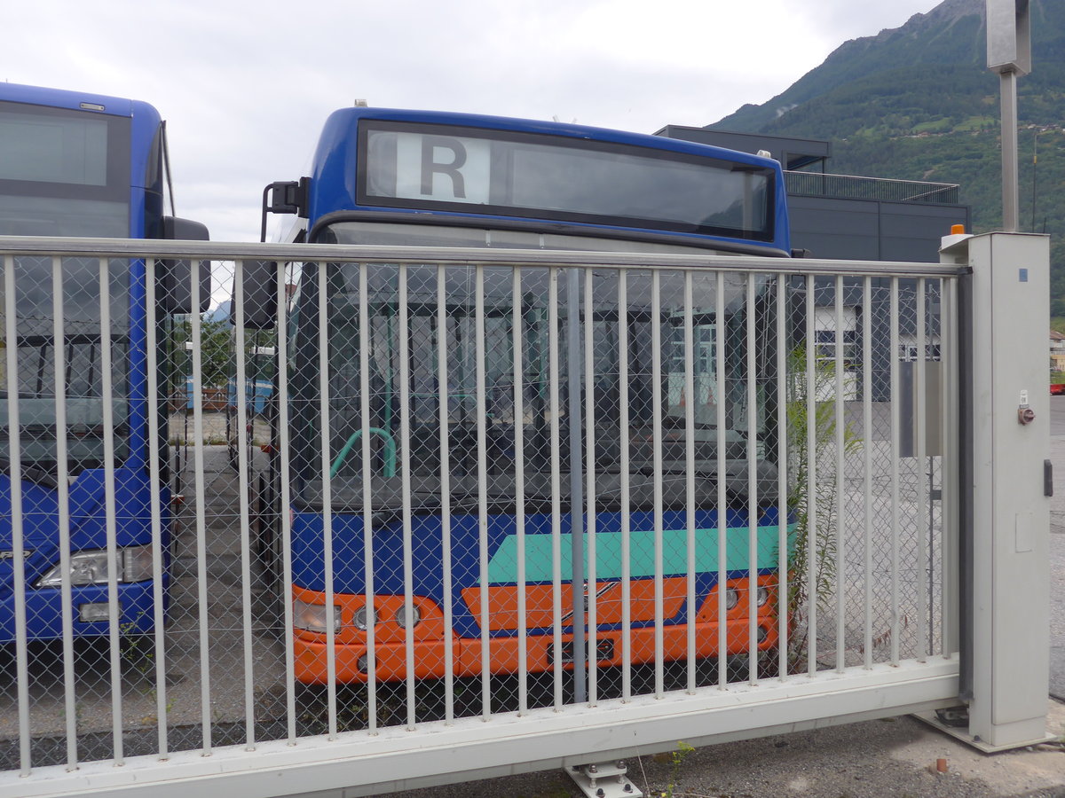 (194'921) - Ruffiner, Turtmann - Volvo (ex Globe-Limo, Gen�ve Nr. 354; ex TPG Gen�ve Nr. 354) am 21. Juli 2018 in Turtmann, Garage