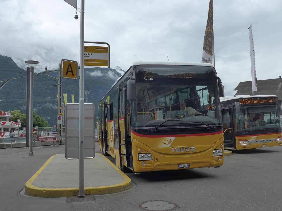 (194'998) - Fl�ck, Brienz - Nr. 9/BE 156'358 - Iveco am 21. Juli 2018 beim Bahnhof Brienz