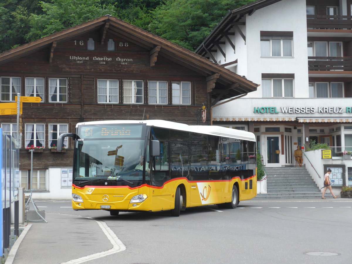 (195'009) - Fl�ck, Brienz - Nr. 4/BE 517'311 - Mercedes am 21. Juli 2018 beim Bahnhof Brienz