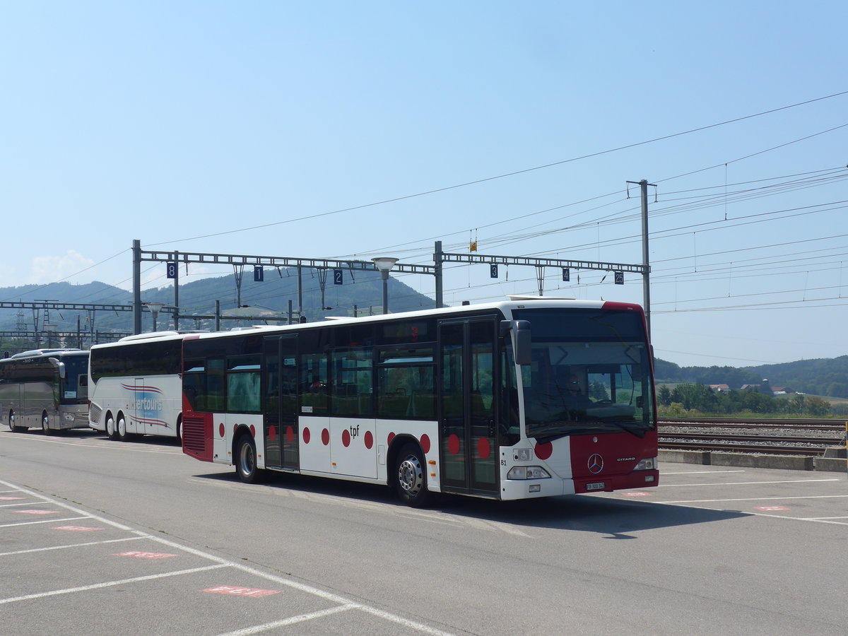 (195'564) - TPF Fribourg - Nr. 81/FR 300'300'342 - Mercedes am 5. August 2018 beim Bahnhof Pal�zieux