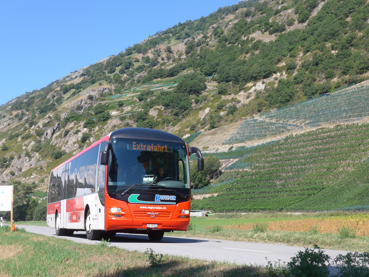 (196'038) - Ruffiner, Turtmann - VS 95'740 - MAN (ex Th�sac, D-Windischleuba) am 19. August 2018 in Gampel, Open-Air