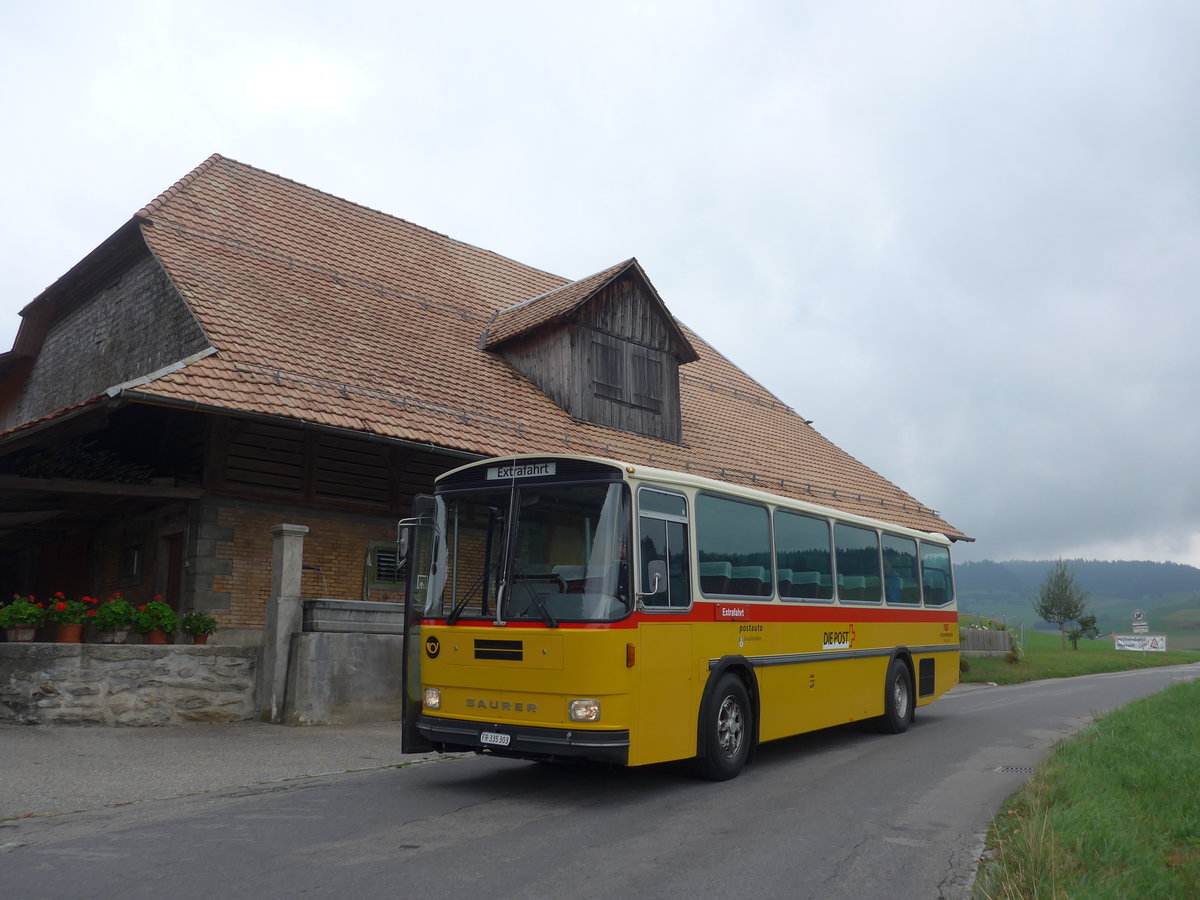 (196'385) - Eichenberger, B�singen - FR 335'303 - Saurer/R&J (ex Schlapp, Cottens; ex Ruklic, Schaffhausen; ex Heim, Flums; ex Frigg, Zernez; ex P 24'279) am 2. September 2018 in Arnis�ge, Post