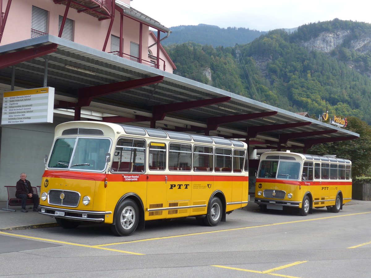 (197'703) - M�ller, Ennetmoos - NW 23'167 - FBW/Gangloff (ex Rentsch, Gunten; ex P 23'203; ex P 21'003) + Frutig, Birmensdorf - ZH 560'883 - FBW/FHS (ex P 23'217) am 16. September 2018 in Meiringen, Postautostation