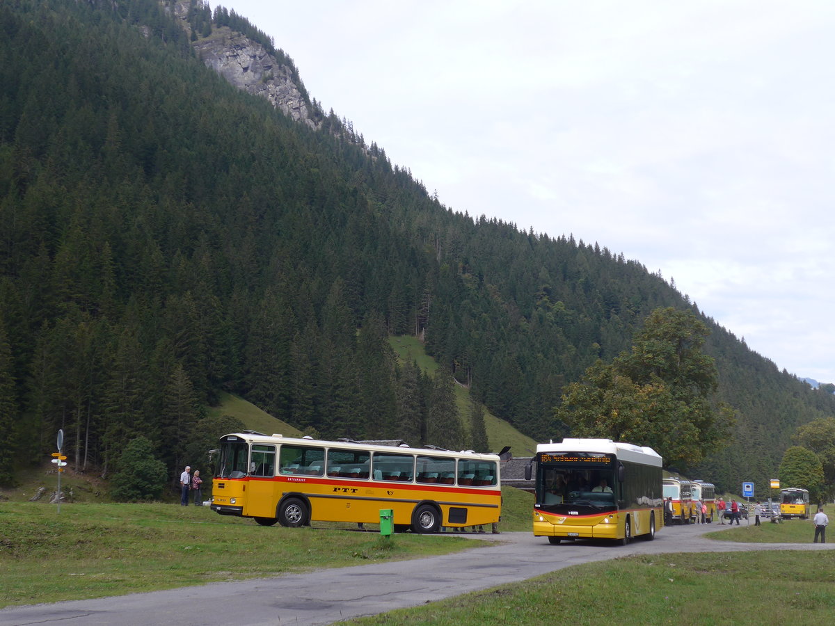 (197'780) - Schmid, Th�rishaus - BE 26'206 - Saurer/T�scher (ex P 24'244) + AVG Meiringen - Nr. 67/BE 402'467 - Scania/Hess (ex Nr. 76; ex Steiner, Messen) am 16. September 2018 in Gschwandtenmaad