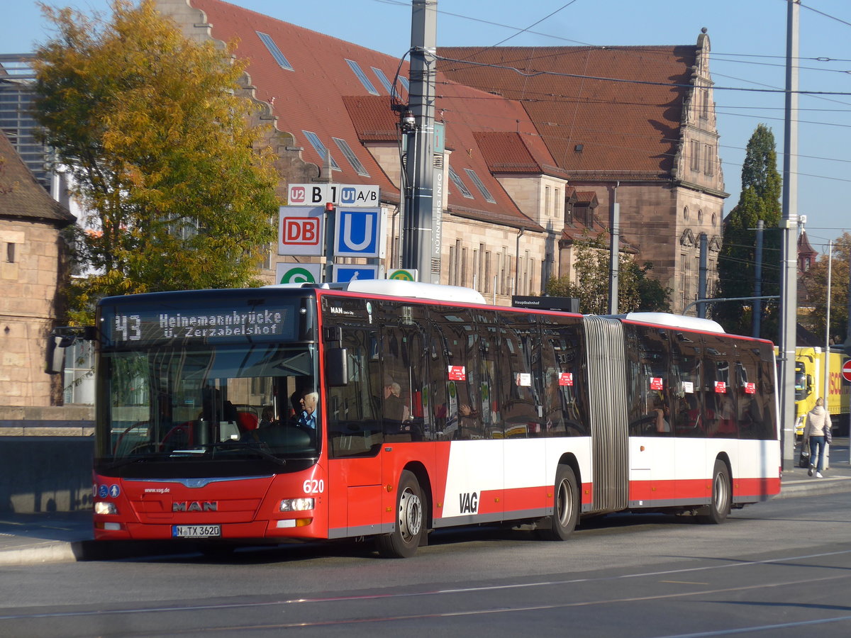 (198'308) - VAG N�rnberg - Nr. 620/N-TX 3620 - MAN am 16. Oktober 2018 beim Hauptbahnhof N�rnberg