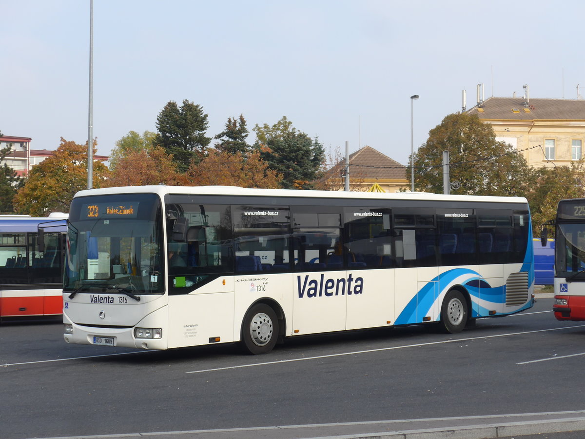 (198'538) - Valenta, Karlstein - Nr. 1316/8S0 1609 - Irisbus am 19. Oktober 2018 in Praha, N�draz� Veleslav�n