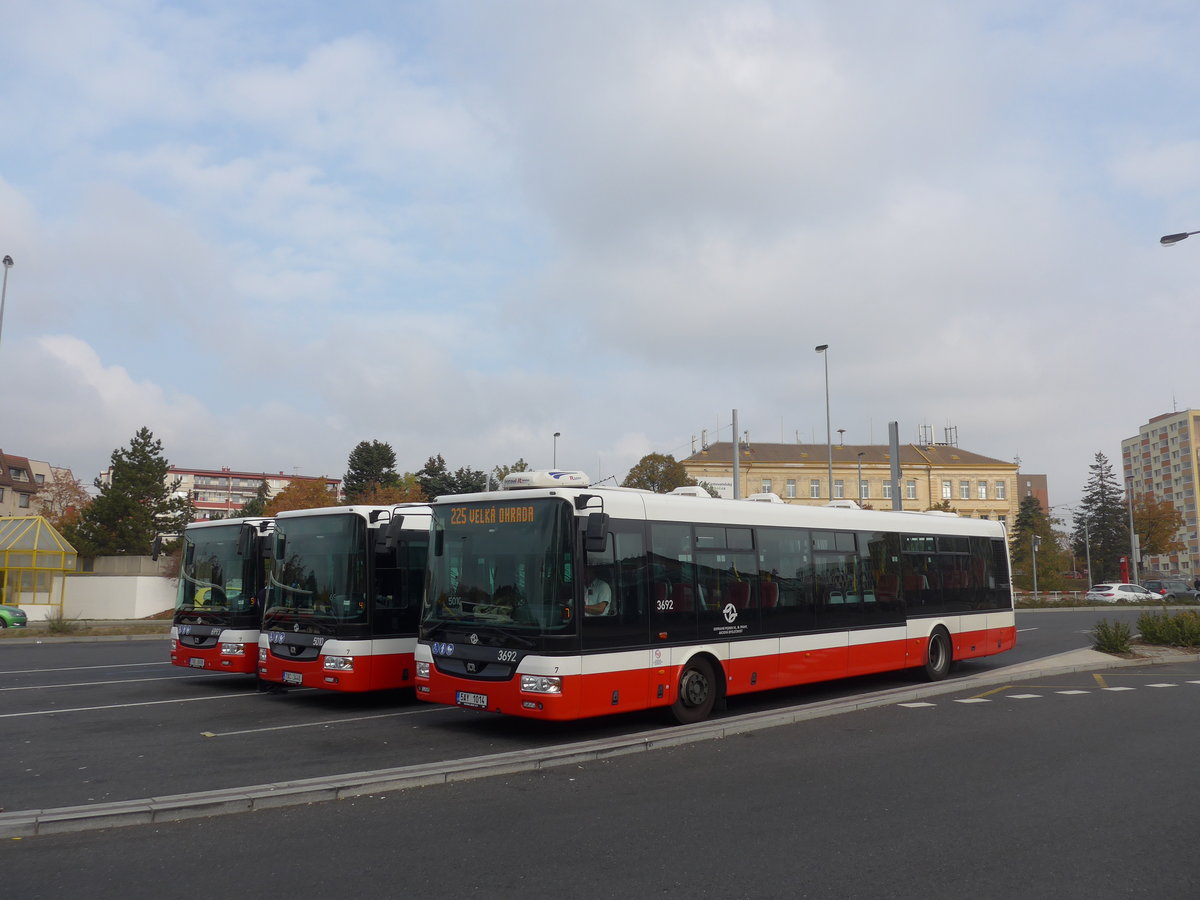 (198'559) - DPP Praha - Nr. 3692/5AY 1014 - SOR am 19. Oktober 2018 in Praha, N�draz� Veleslav�n
