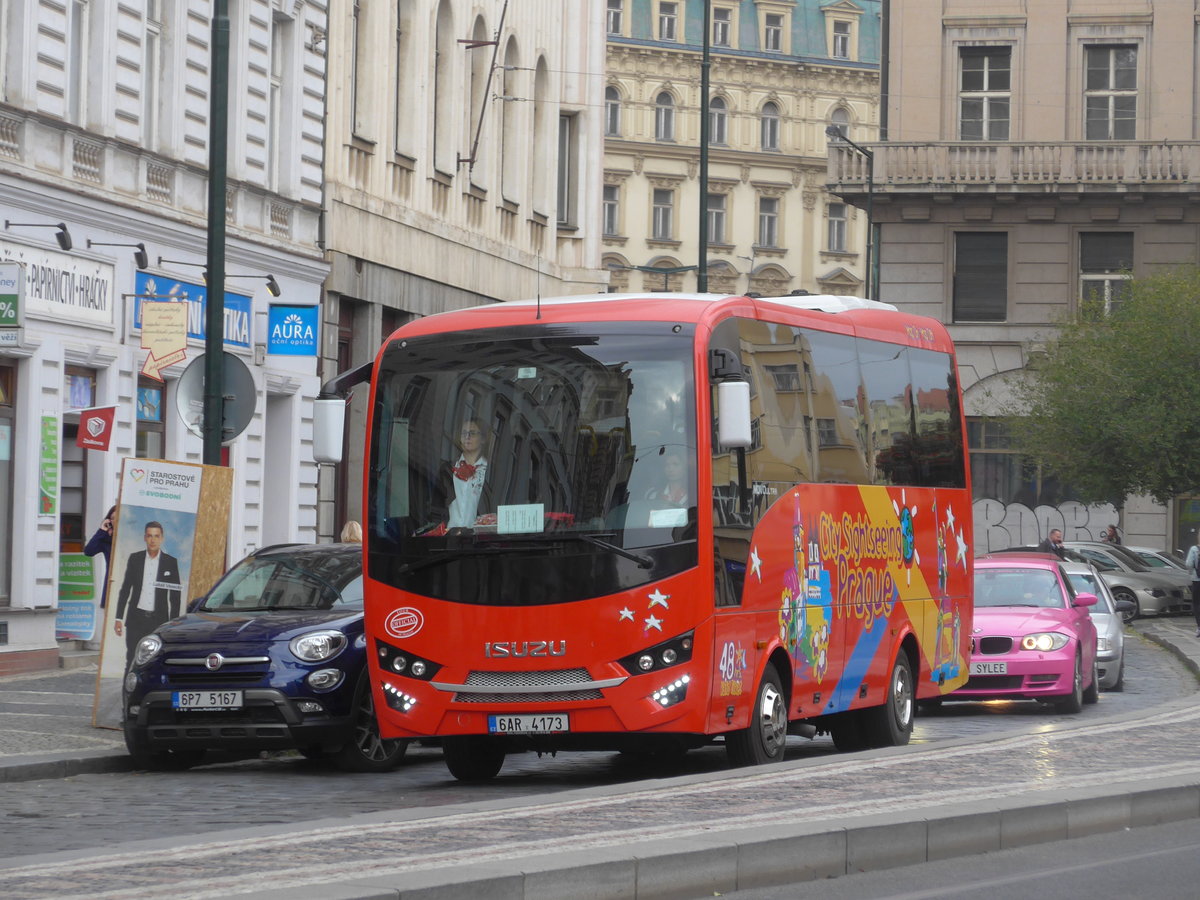 (198'664) - Sightseeing, Praha - 6AR 4173 - Isuzu am 19. Oktober 2018 in Praha, Jindrissk�